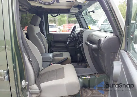 2008 Jeep Wrangler Unlimited X z USA, uszkodzony, nr VIN 1J4GA391X8L638852